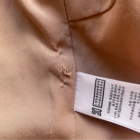 Forever 21 Girls Rose Gold Sequin Festive Jacket Size Medium (10). - Picture 6 of 7